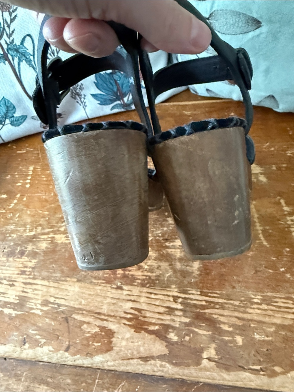 Rachel Comey Black Leather buckle sandals with Wooden Heel 8.5 - Picture 5 of 6